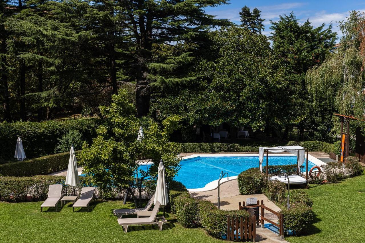 Hotel Rio Bidasoa Hondarribia Bagian luar foto