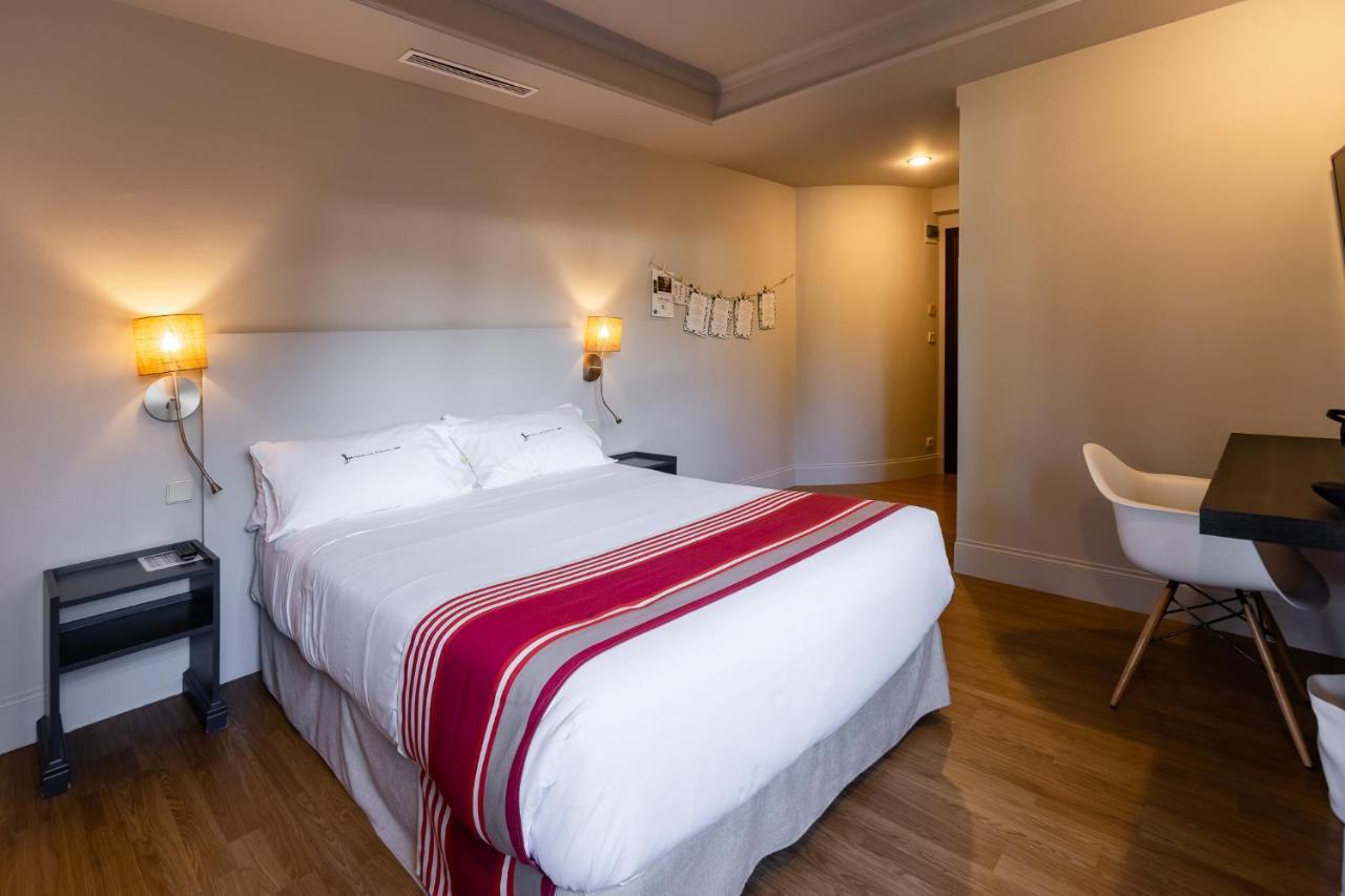 Hotel Rio Bidasoa Hondarribia Bagian luar foto