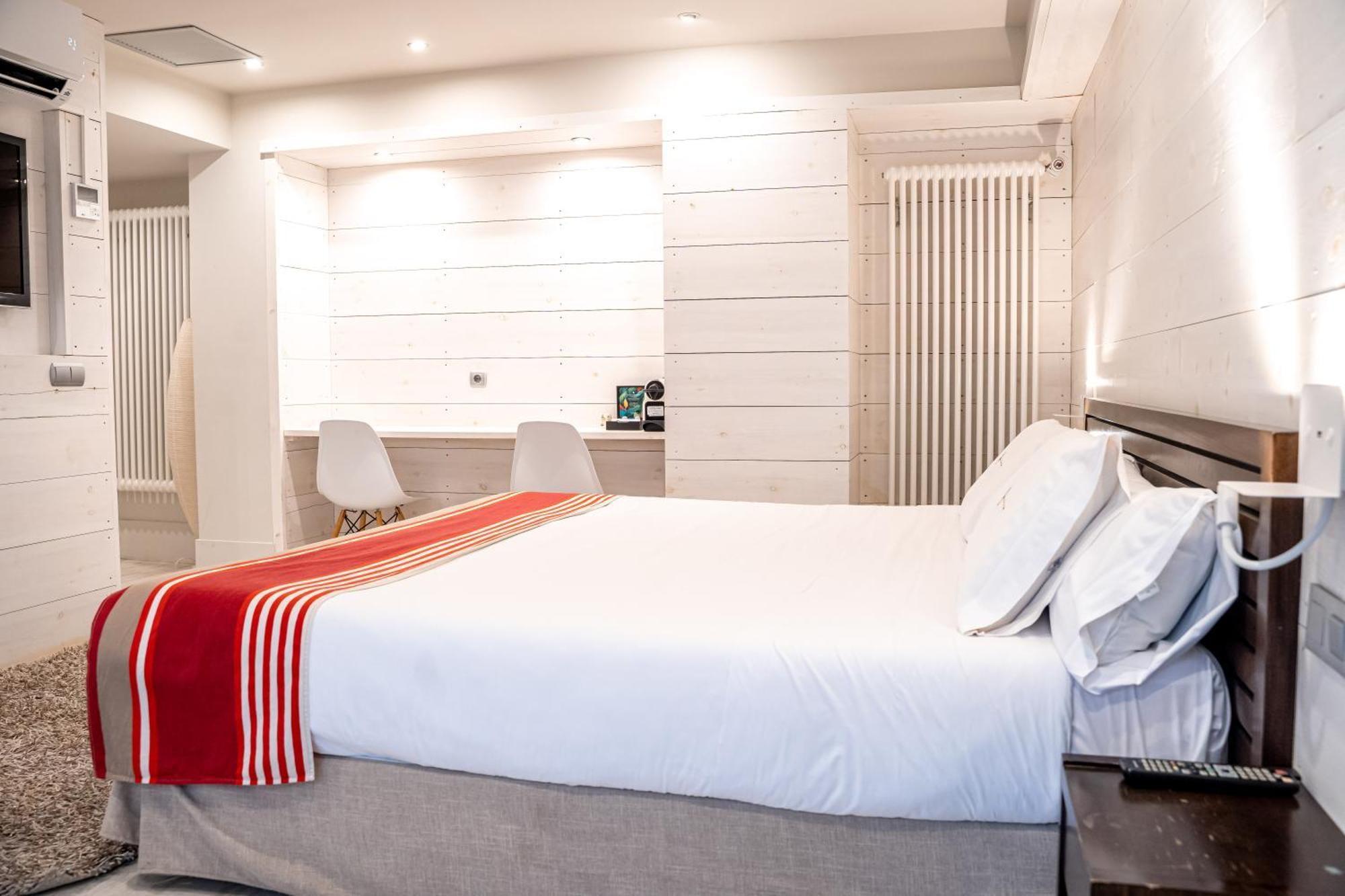 Hotel Rio Bidasoa Hondarribia Bagian luar foto