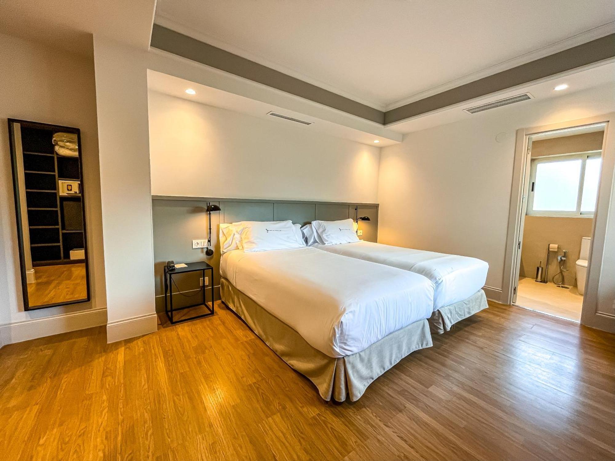 Hotel Rio Bidasoa Hondarribia Bagian luar foto