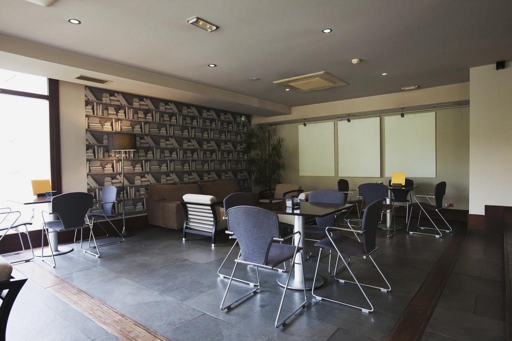 Hotel Rio Bidasoa Hondarribia Bagian luar foto